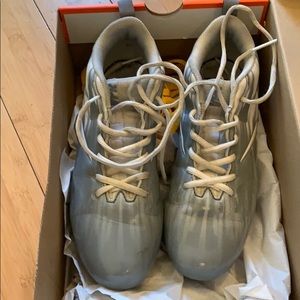 Nike women’s lacrosse cleats